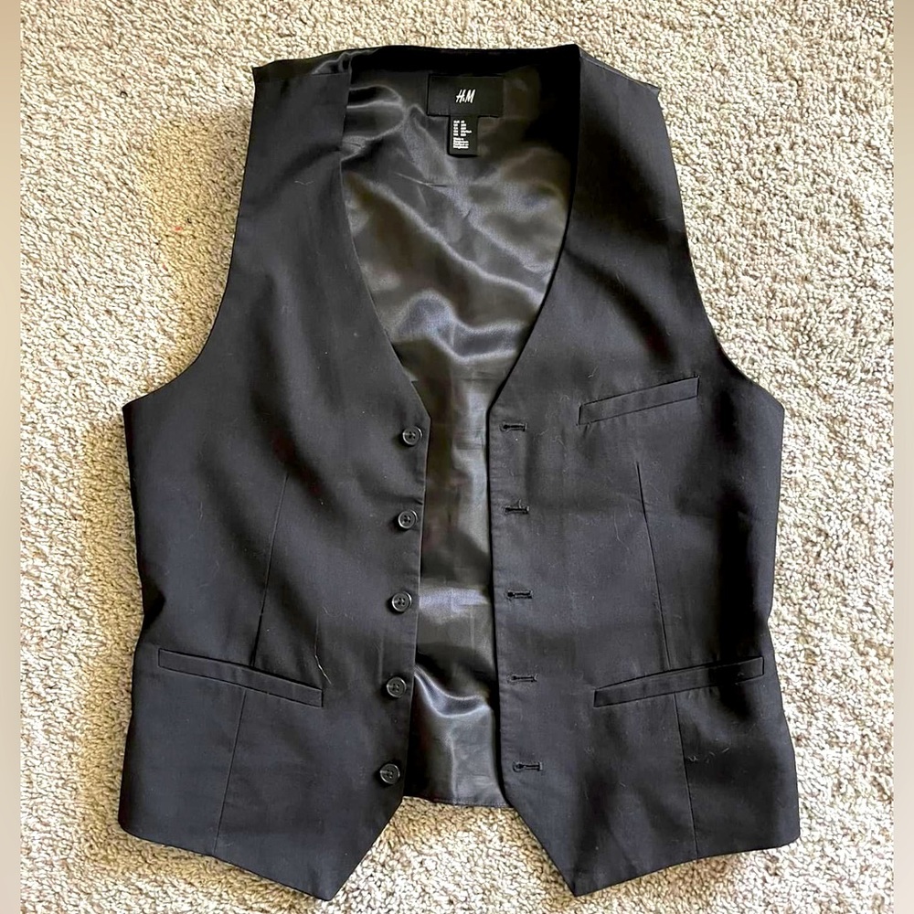Men’s H&M black suit vest